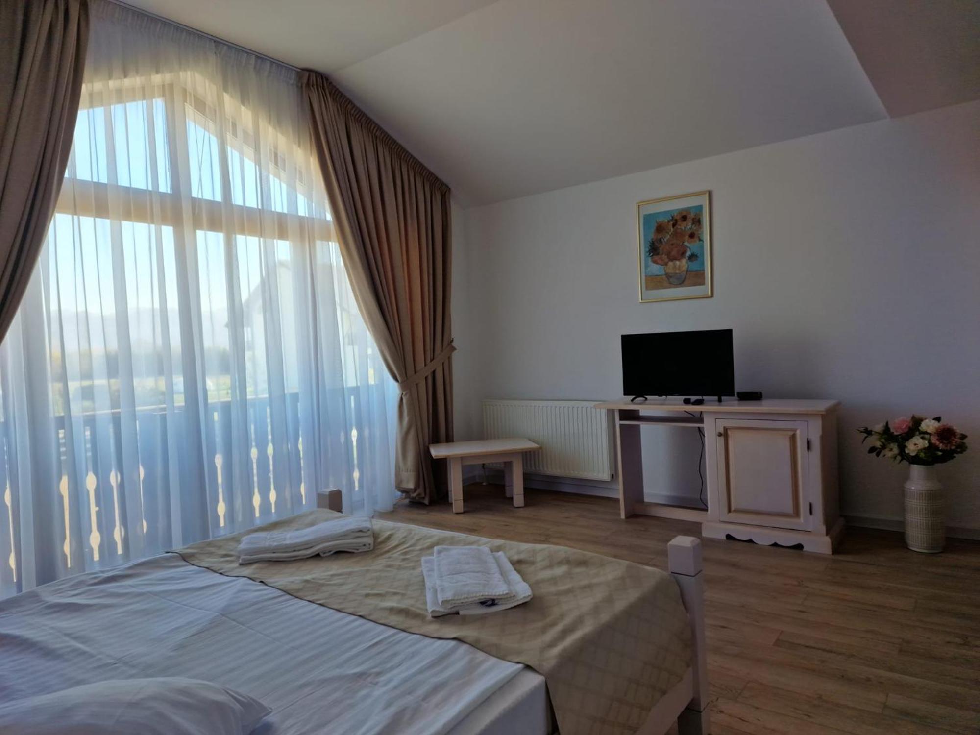 Complex Panicel Rîşnov Esterno foto