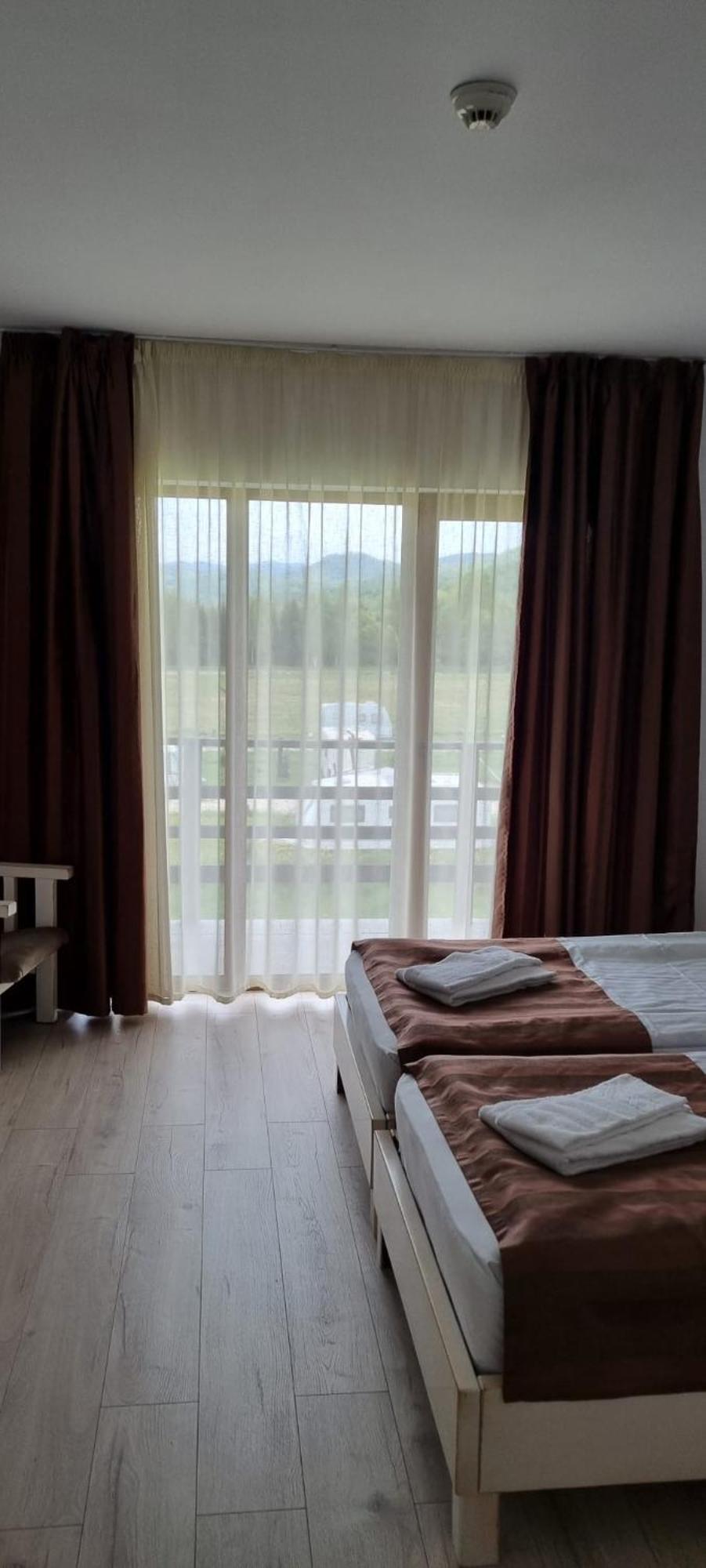 Complex Panicel Rîşnov Esterno foto